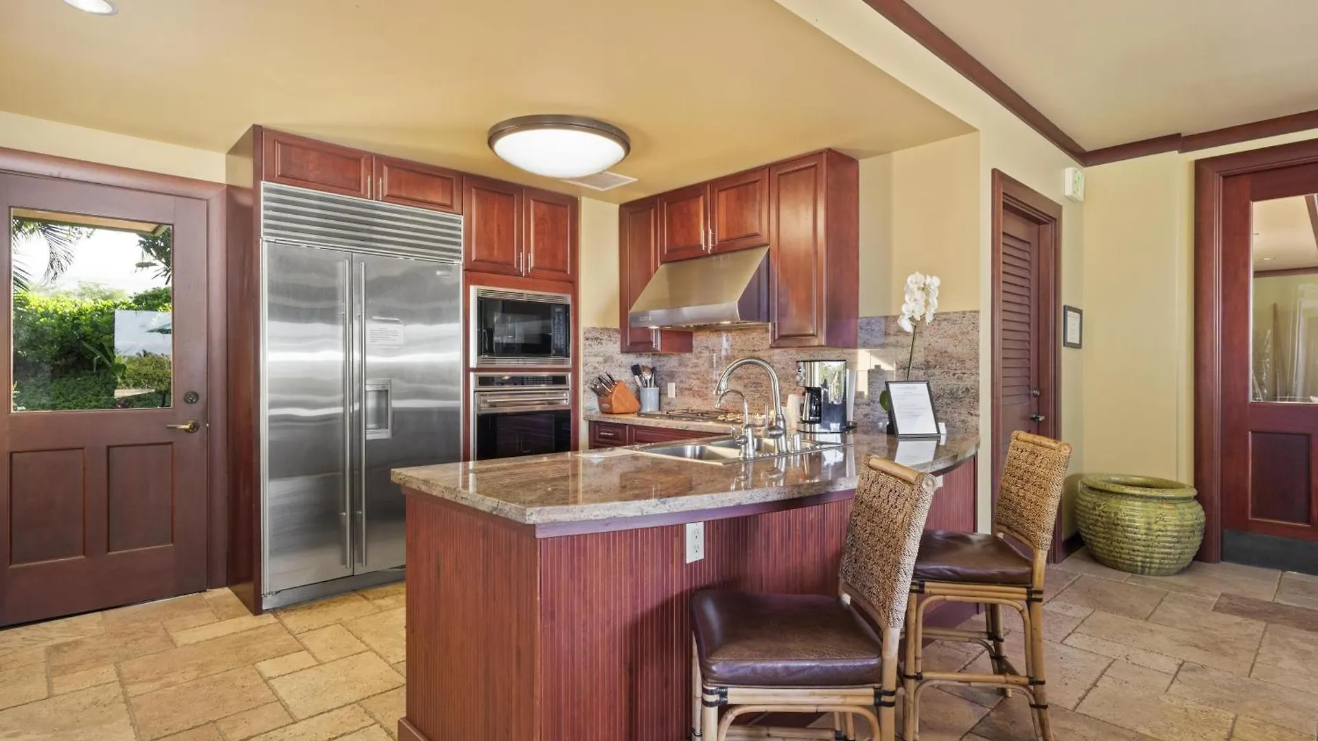 Big Island Waiulaula At Mauna Kea By Coldwell Banker Island Vacations Hapuna Beach Apartment
