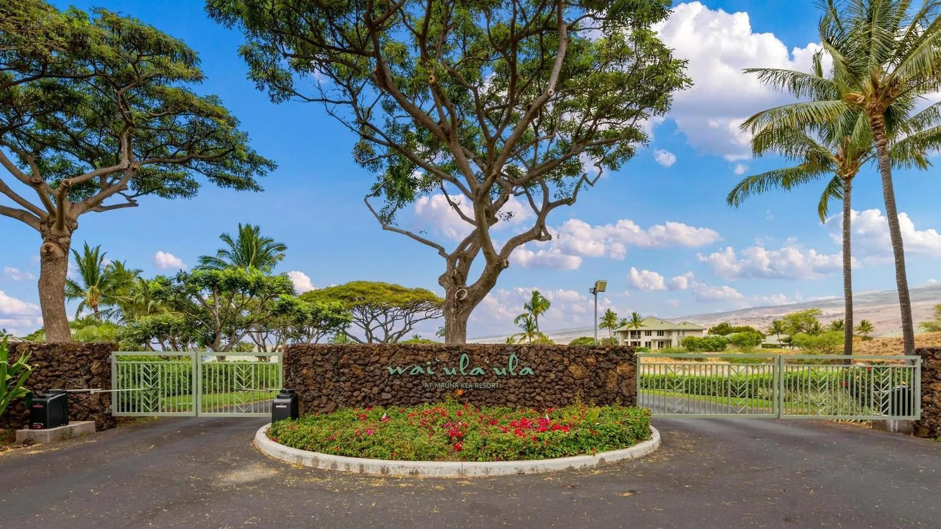 Big Island Waiulaula At Mauna Kea By Coldwell Banker Island Vacations contacts